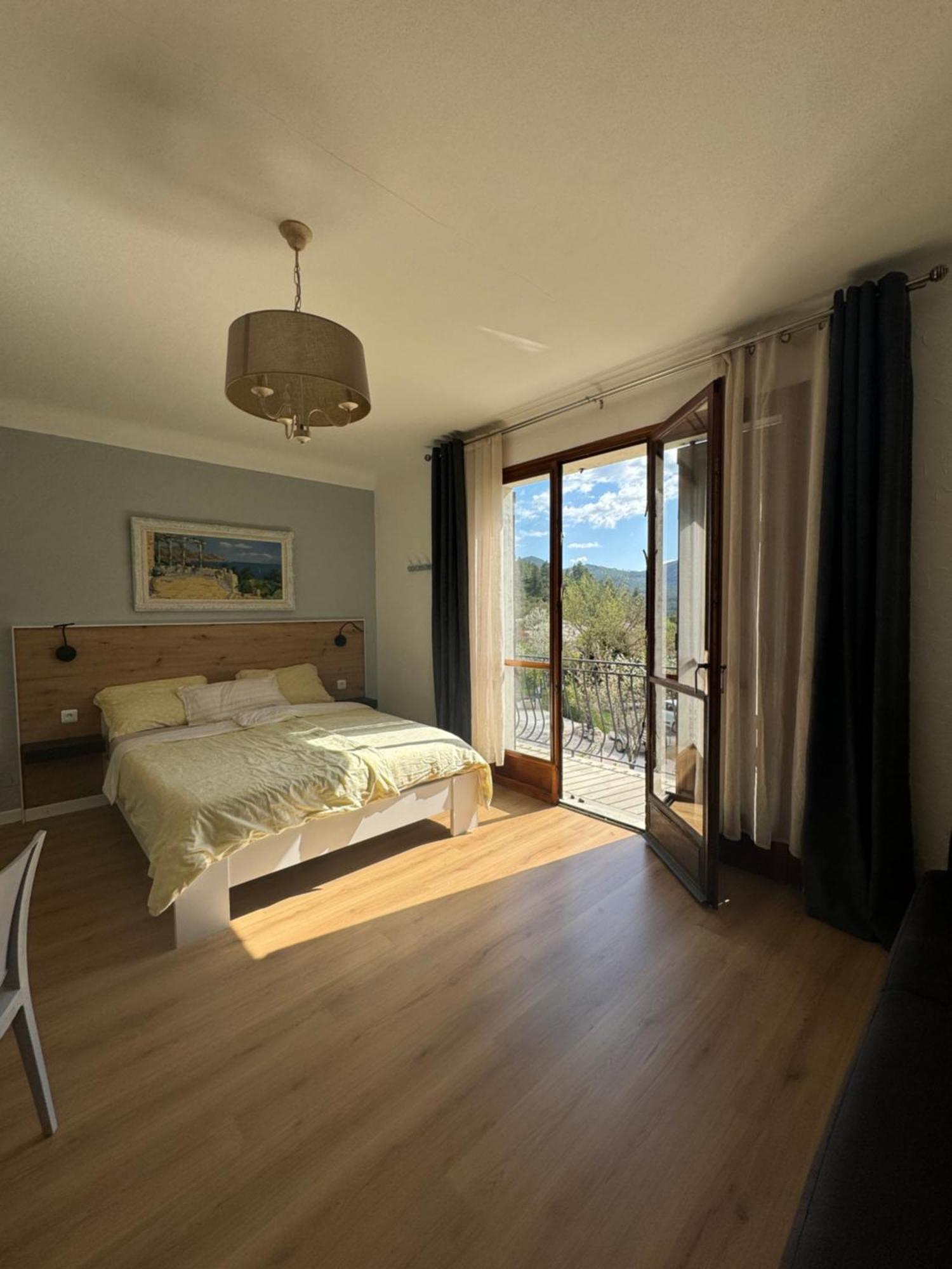 Bnb Castellane Chambre D'Hotes B&B Dış mekan fotoğraf